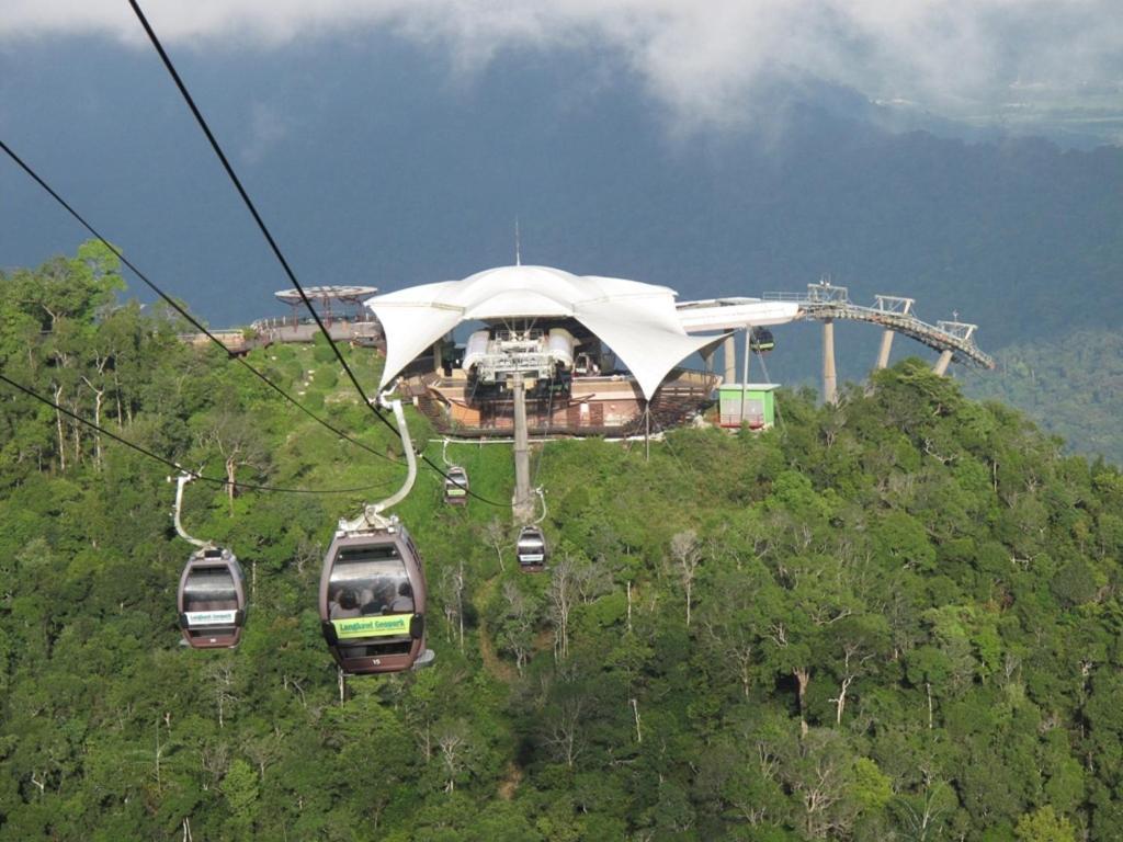 Altis Hotel Langkawi Kuah Buitenkant foto